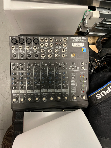 Misc. Electronic Equipment photo 4