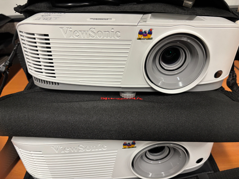 Projectors photo 3